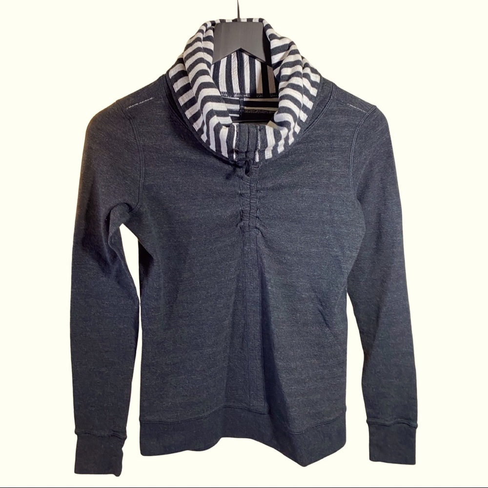 Lululemon Reversible Long Sleeve Top Foldover Neck